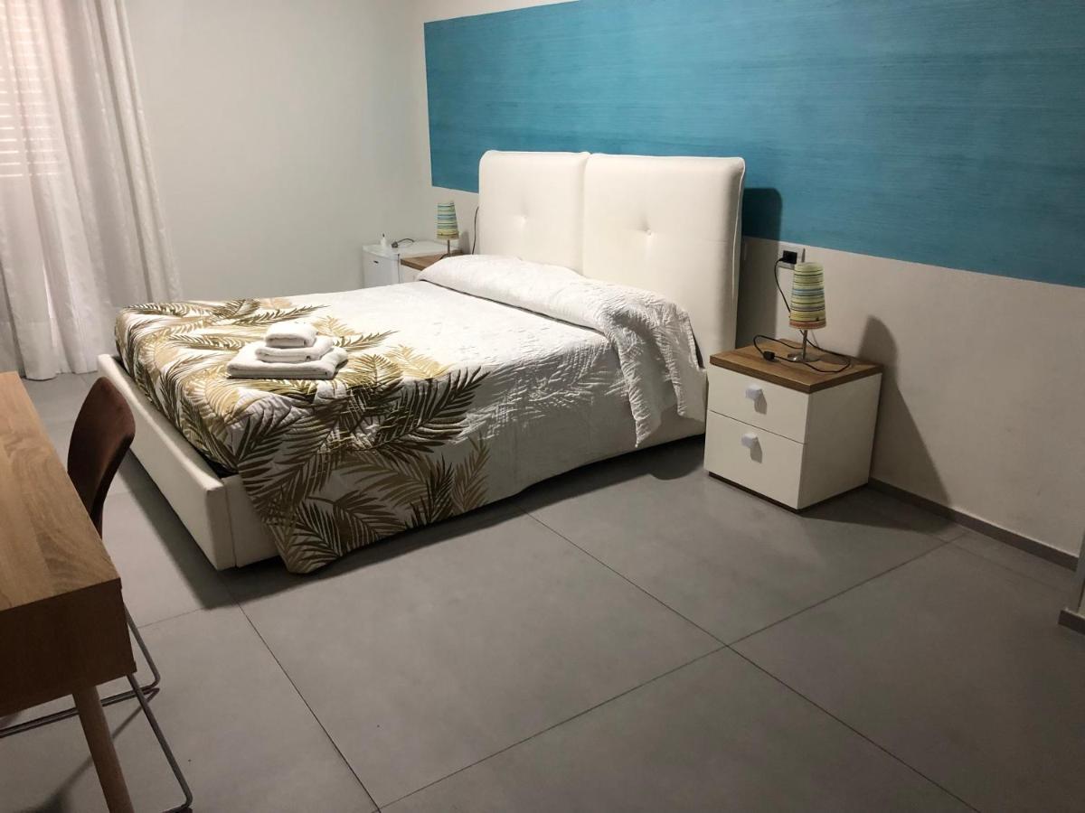 Albergo Piazza Risorgimento بورتو سيساريو المظهر الخارجي الصورة